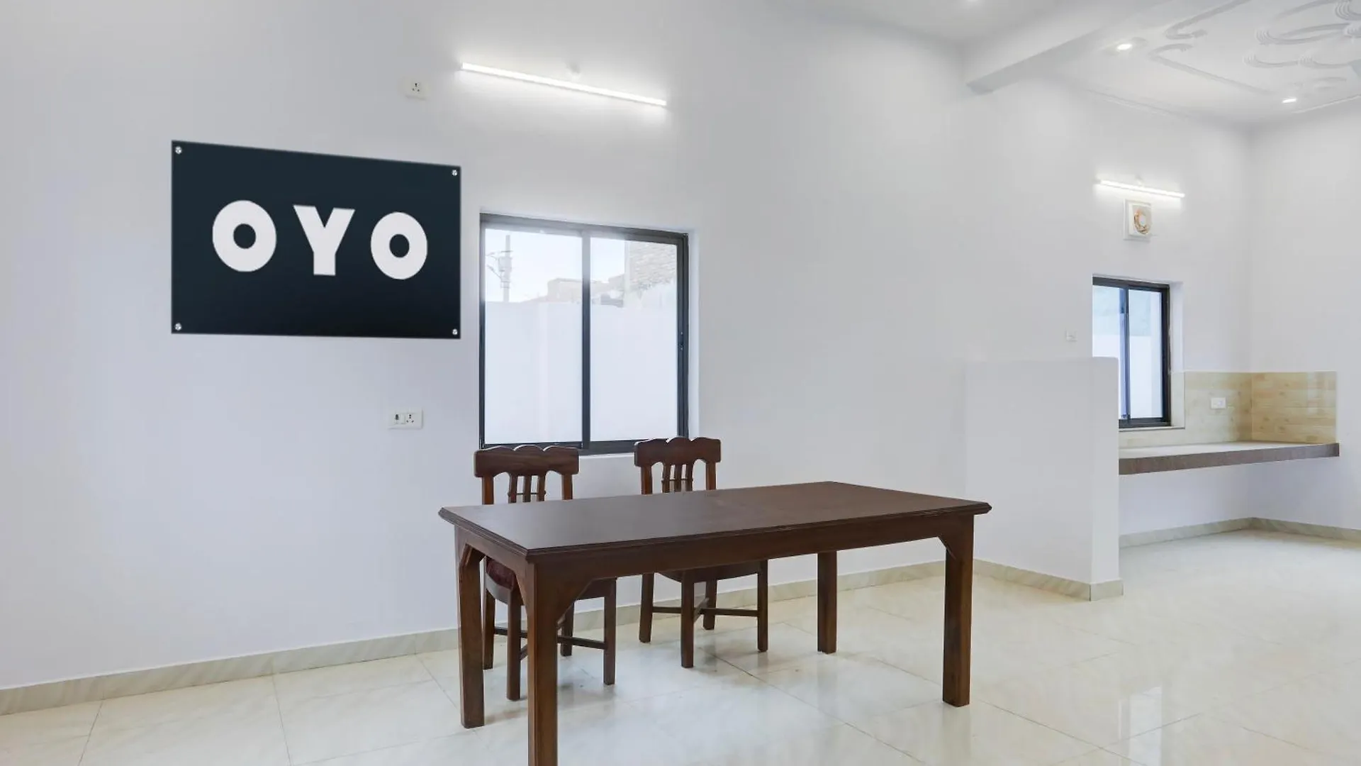 Hotel O Harsh Palace Guest House Varanasi India
